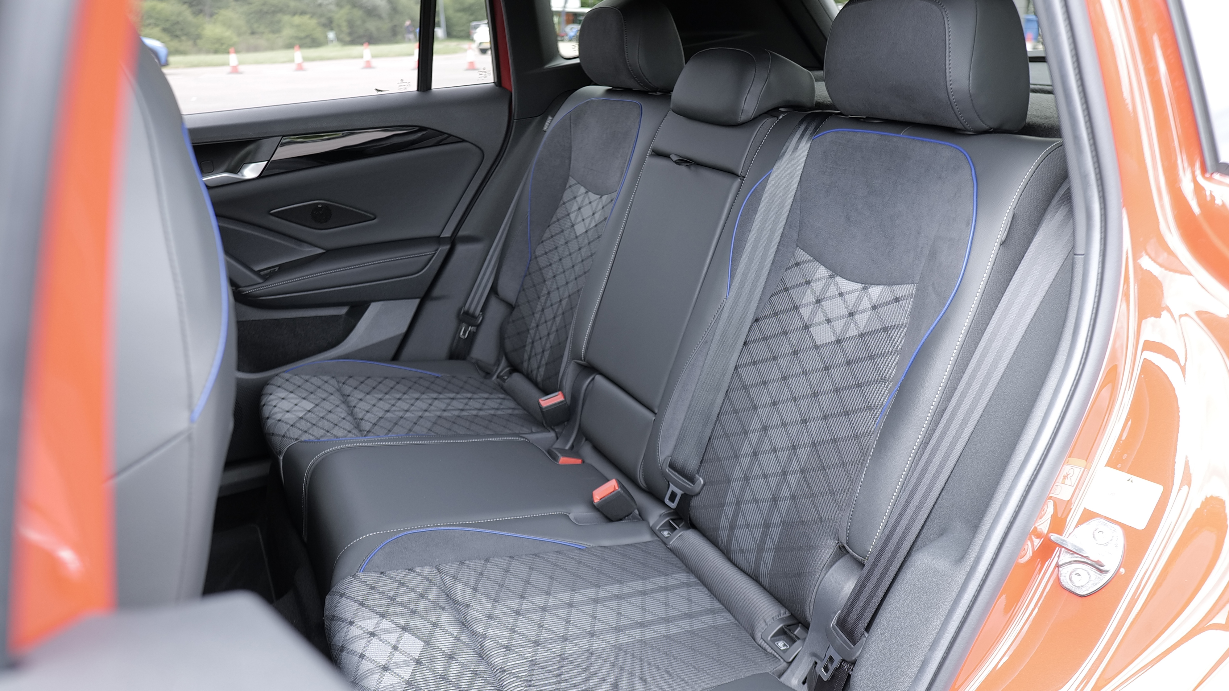 VOLKSWAGEN TIGUAN ESTATE 1.5 TSI eHybrid Life 5dr DSG